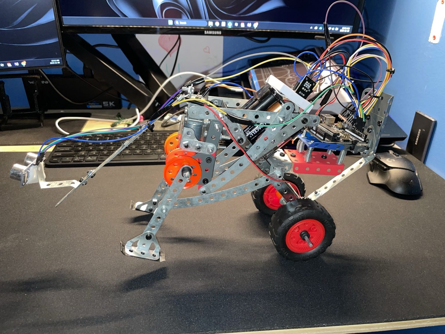 Walking rickshaw prototype, side view